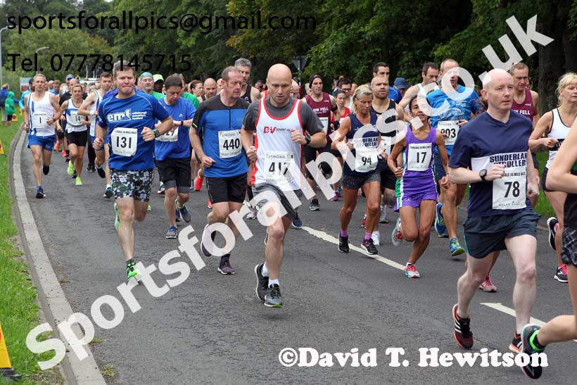 Tynedale Jelly Tea 10 Mile Road Race, Ovingham, Northumberland. Photo: David T. Hewitson/Sports for All Pics